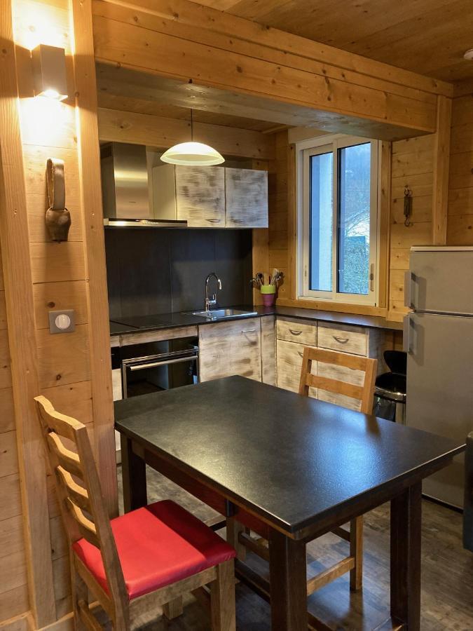 Les Balcons Montagnards Apartment Акс-ле-Терм Екстериор снимка